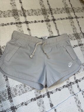 Nike Women's Light Gray Athletic Drawstring Shorts